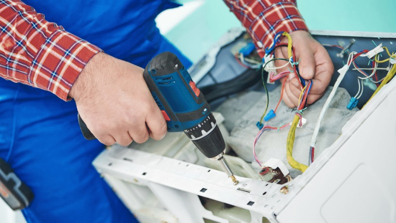 Erenler Arçelik Arçelik çamaşır makinesi kart tamiri – Su almama arızası orijinal parça ile giderildi. - Teknik servis örneği